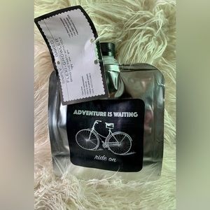 🛑SOLD🛑💥 S!MPLY BAKED FLEXI-GROWLER💥
💥BRING THE PARTY WITH YOU! 💥#BOT